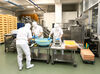 ＼学校給食の麺製造などを行っています／
「家が近い」「働きやすそう」そんな理由でもOK！
シンプル作業で未経験さんも大歓迎♪