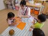 ＼定員18名の保育所／
子どもたちの笑顔が宝物◎
絵本を読んだり、お散歩したり…
14時出勤のため"外遊び"はありません！