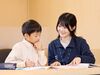 一度に教える生徒は最大2人まで。未経験でも始めやすい個別指導です♪大学生～主婦層まで幅広く活躍中です！