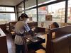 ＜嬉しい時給ＵＰあり＞
土曜は時給1050円～、日祝は時給1122円～♪
モチベーションも上がりますね！