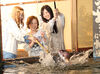 お客様が魚を釣ったら「大物が釣れました！」と大盛り上がり！マニュアルに縛られずあなたらしい接客で活躍◎