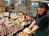 オオゼキは"完全地域密着型店舗"♪
地元のお客様が多いので
顔を覚えてくださる方や
「最近どう？」なんて会話も★