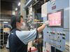 未経験歓迎★
巨大洗濯機のボタンをぽちっと操作！
体を動かしながら黙々と作業できるから、初めての方も安心して働けます♪