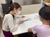 <学校終わりに稼ごう♪>
1コマ（90分）2250円は時給換算1500円♪
1コマ勤務もOKなのでサクッと☆
1日4コマ勤務で9000円GET◎