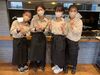 店内はきれいで働きやすいです◎
シフトもプライベートと両立できるように
出来る限りの対応をしてます♪