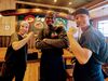 おしゃれ自由♪絶品まかないあり
★ランチ・22時以降ラストまで・土日に入れる方は採用率UP
★さらに土日祝は時給もUP
