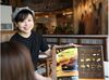 ★高校生～主婦さんまで活躍中★
未経験や初バイトも大歓迎♪
優しい先輩が丁寧に教えるのでご安心を◎