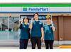 ファミマで安定バイト生活♪
まずは品出しなど簡単ものからお任せ！
必ず複数人で運営するので、
トラブルが起きても安心です◎