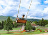 緑に囲まれた綺麗なテーマパークで働けるレアバイト☆
大自然と青空を一望できるブランコはとても人気で、
行列ができるほど♪